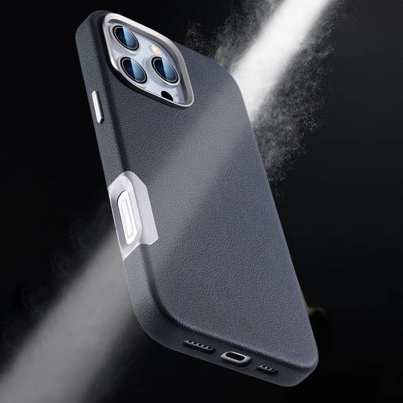 iPhone 16 Pro Leather Case - Picture 2 of 2